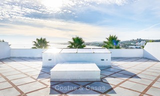 Exclusive beachfront penthouse apartment for sale in Estepona, Costa del Sol. Reduced in price. 9365 