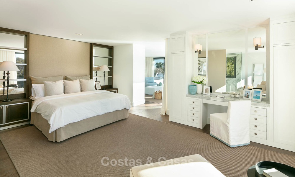 Prestigious renovated luxury villa for sale, front line golf, Nueva Andalucía, Marbella 9442