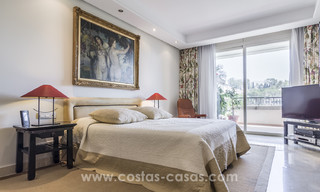 Timeless luxury apartments for sale with sea views on the Golden Mile, between Puerto Banus and Marbella 22531 