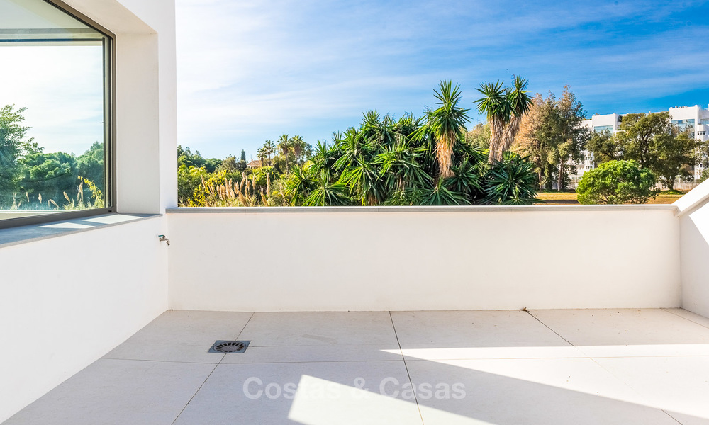 Exquisite modern luxury villa for sale, beachside Puerto Banus, Marbella 9518