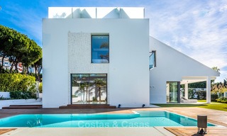 Exquisite modern luxury villa for sale, beachside Puerto Banus, Marbella 9538 