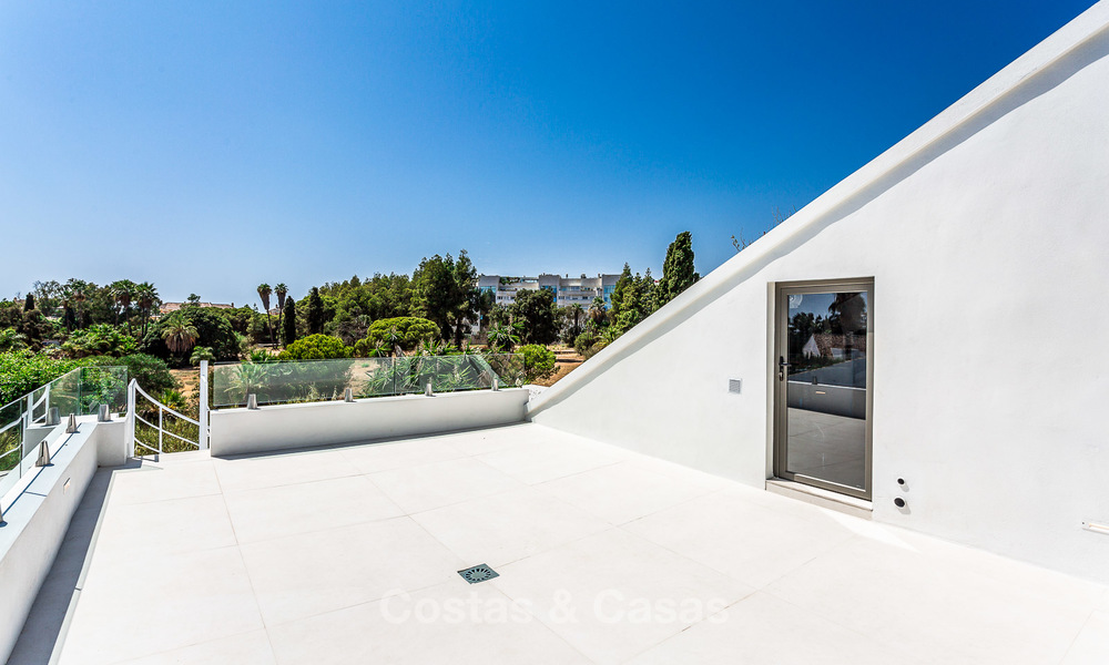 Exquisite modern luxury villa for sale, beachside Puerto Banus, Marbella 9571
