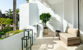 Sumptuous ground floor luxury apartment for sale, Puente Romano with sea view - Golden Mile, Marbella 9582 