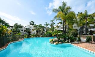 Sumptuous ground floor luxury apartment for sale, Puente Romano with sea view - Golden Mile, Marbella 9587 