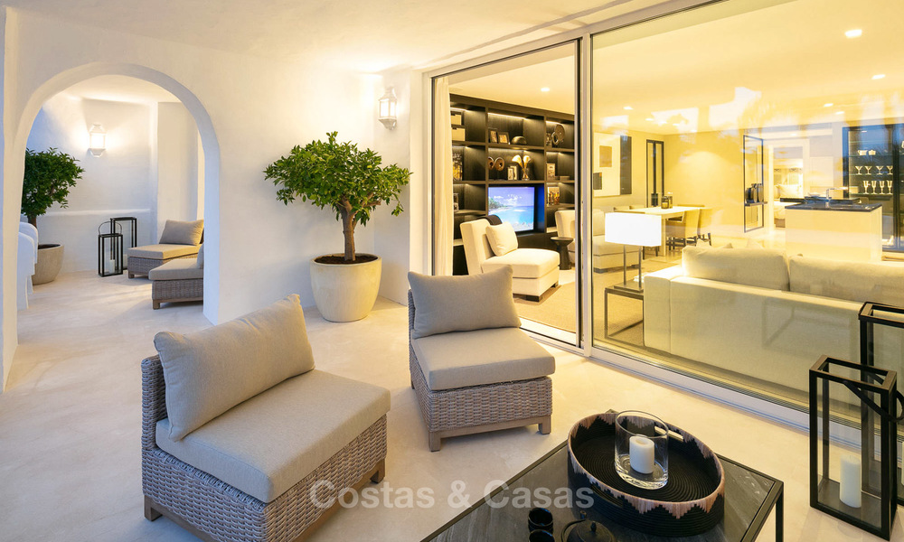 Sumptuous ground floor luxury apartment for sale, Puente Romano with sea view - Golden Mile, Marbella 9591