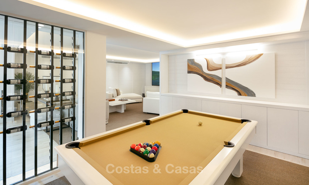 Magnificent renovated luxury villa for sale, front line golf Las Brisas - Nueva Andalucia, Marbella 9619