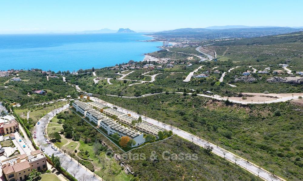 Attractive and price-favourable new townhouses with stunning sea views for sale - Sotogrande, Costa del Sol 9876