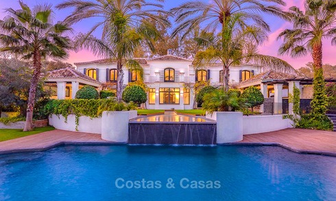 Palatial Mediterranean style villa for sale in a prestigious beachside residential area, Guadalmina Baja, Marbella 9962