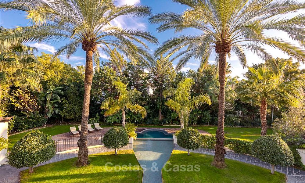 Palatial Mediterranean style villa for sale in a prestigious beachside residential area, Guadalmina Baja, Marbella 9991
