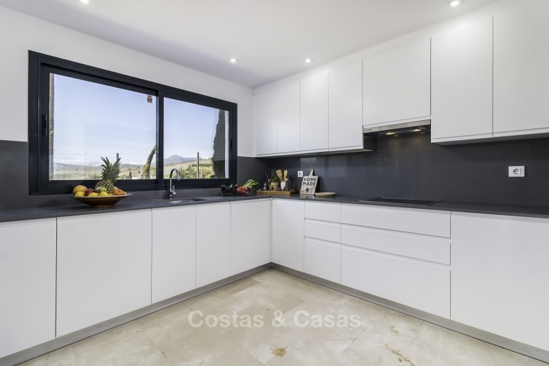 Ready to move into new frontline golf apartments for sale, with sea views and walking distance to the beach - Casares, Costa del Sol 11125 