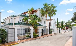 Exquisite second line beach villa with amazing sea views, fully renovated - Puente Romano, Golden Mile, Marbella 10042 