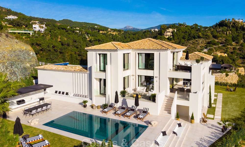 Sumptuous fully renovated villa with magnificent sea views for sale in El Madroñal, Benahavis - Marbella 10079