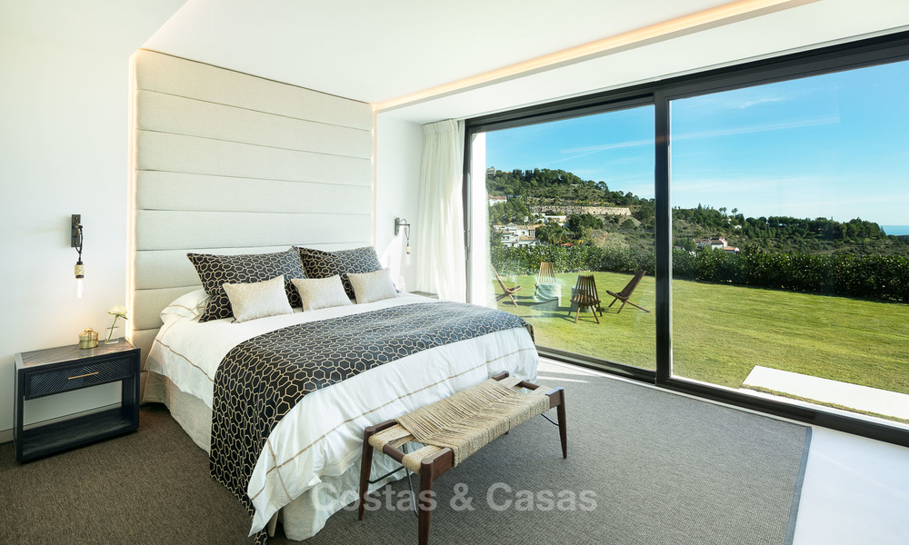 Sumptuous fully renovated villa with magnificent sea views for sale in El Madroñal, Benahavis - Marbella 10087