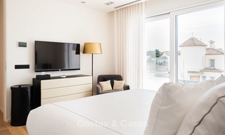 Exceptional, fully renovated beachside villa for sale on the prestigious Golden Mile, Marbella 10121 