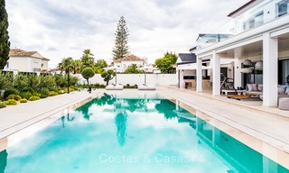 Exceptional, fully renovated beachside villa for sale on the prestigious Golden Mile, Marbella 10139 