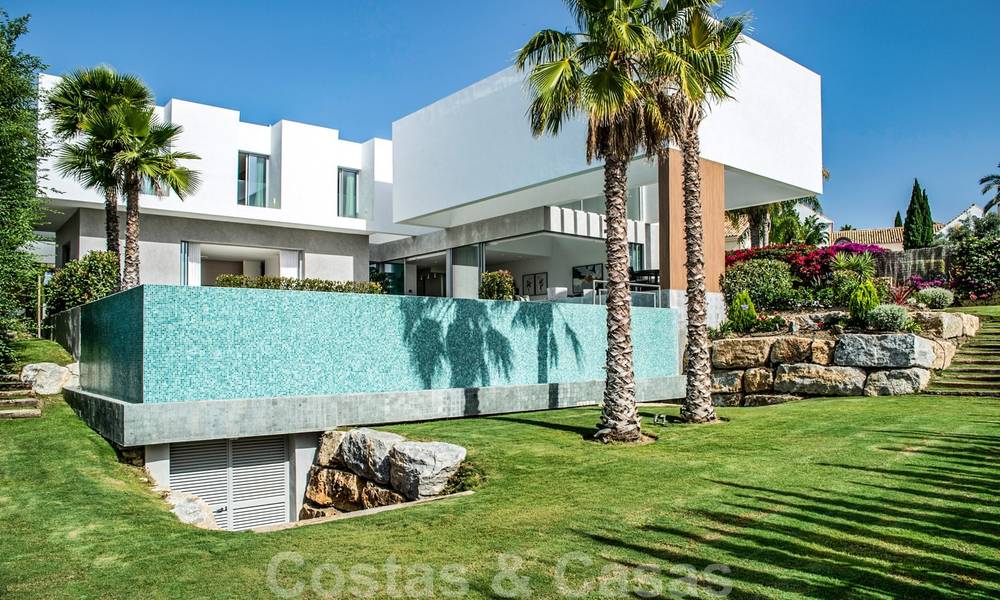 Brand new contemporary luxury villa with panoramic sea views for sale, in an exclusive golf resort, Benahavis - Marbella 26526