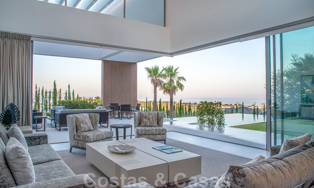 Brand new contemporary luxury villa with panoramic sea views for sale, in an exclusive golf resort, Benahavis - Marbella 26545