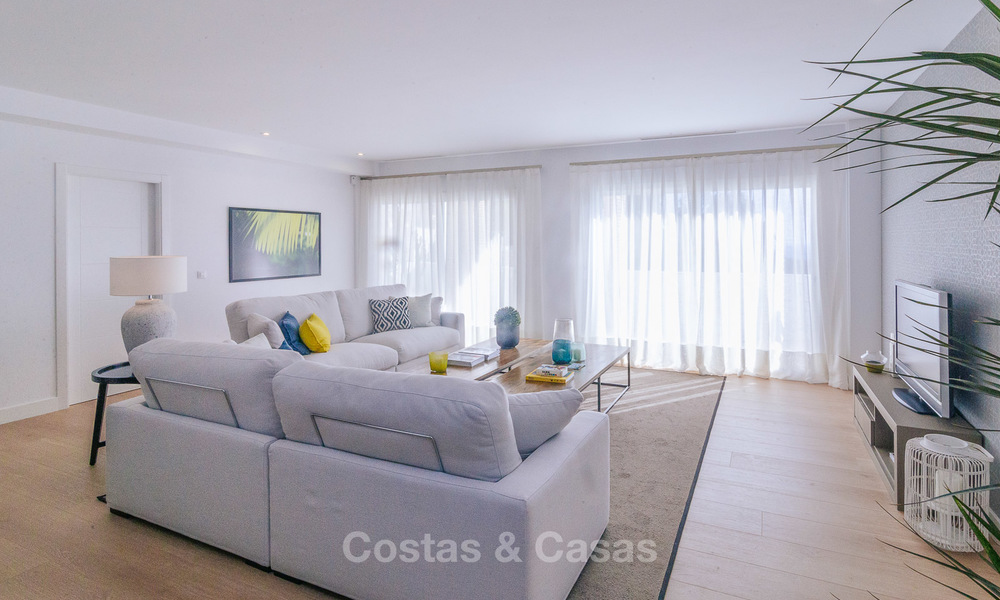 Spacious modern exclusive villas with amazing panoramic sea views for sale - Benalmadena, Costa del Sol 10174