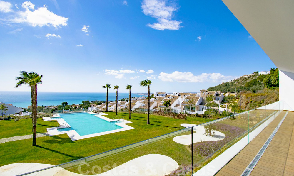 Spacious modern exclusive villas with amazing panoramic sea views for sale - Benalmadena, Costa del Sol 26503