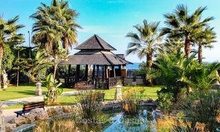 Spectacular frontline beach duplex apartment for sale, in an extraordinary complex, Puerto Banus, Marbella. 10222 