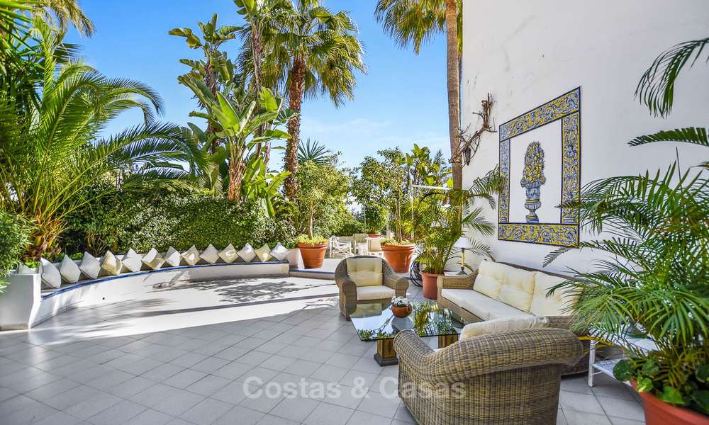 Charming, very spacious duplex ground floor apartment for sale, frontline beach and marina in Cabopino, East Marbella 10245