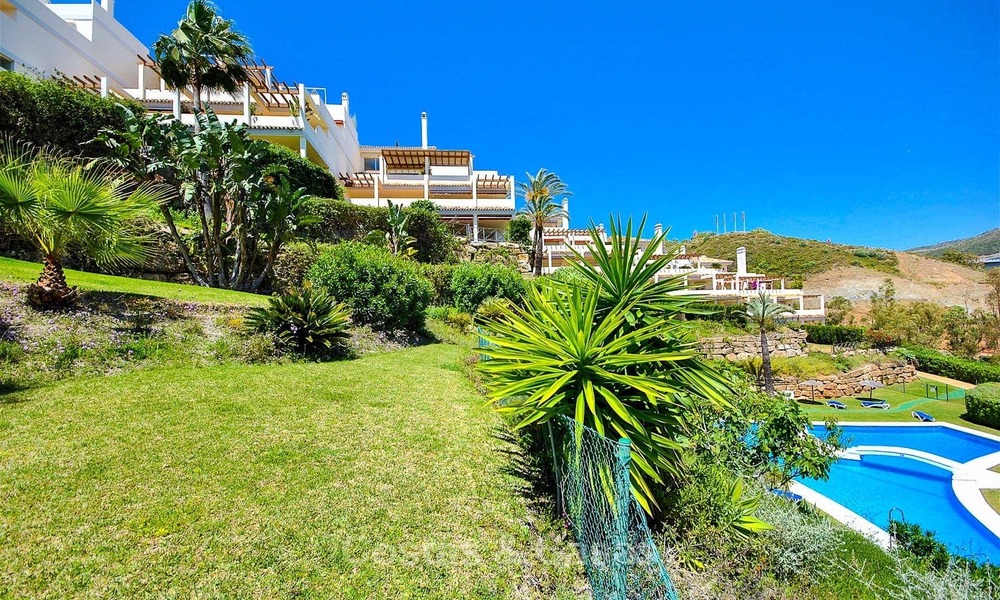 Spectacular penthouse apartment with panoramic sea views for sale, Nueva Andalucía, Marbella 10376