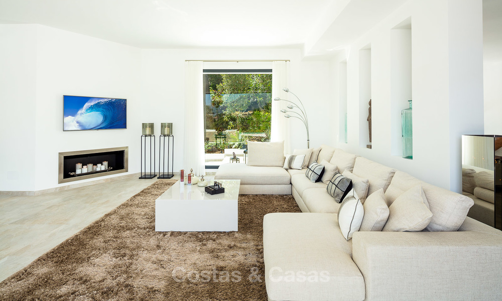 Opulent modern contemporary luxury villa for sale in the Golf Valley of Nueva Andalucia, Marbella 10445