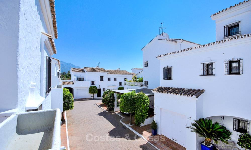 Adorable fully refurbished frontline golf townhouse for sale in Nueva Andalucia´s golf valley, Marbella 10470