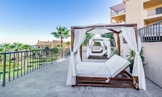 Luxury corner penthouse apartment with stunning panoramic sea, golf and mountain views for sale, Benahavis, Marbella 10559 