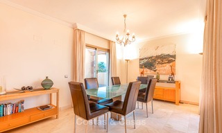 Luxury corner penthouse apartment with stunning panoramic sea, golf and mountain views for sale, Benahavis, Marbella 10582 