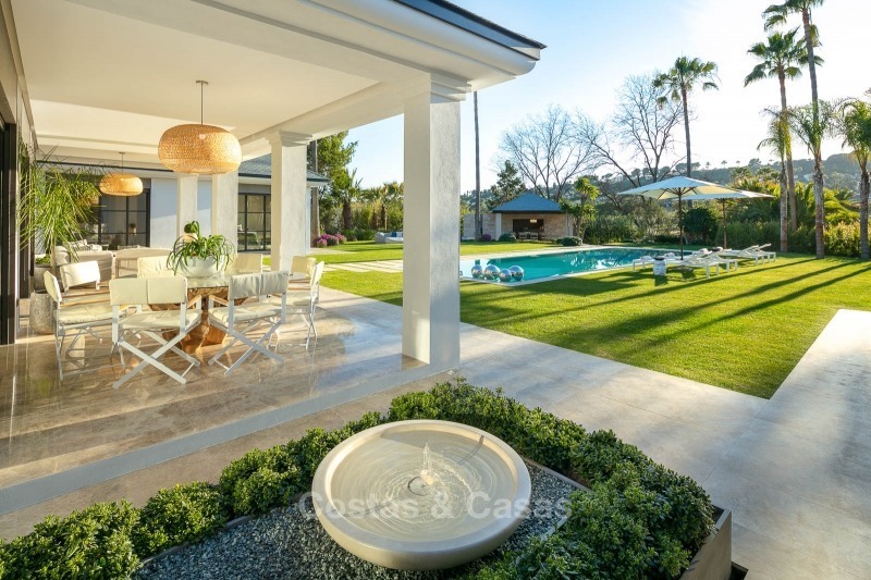 Spectacular, contemporary luxury villa for sale, frontline golf in Las Brisas, Nueva Andalucia, Marbella 10627 