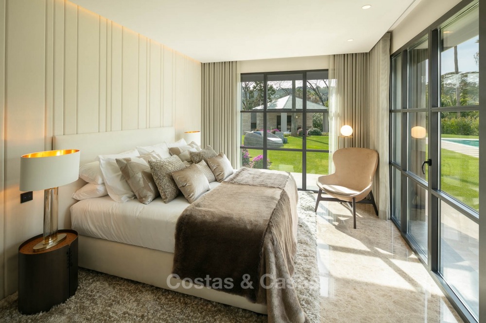 Spectacular, contemporary luxury villa for sale, frontline golf in Las Brisas, Nueva Andalucia, Marbella 10636
