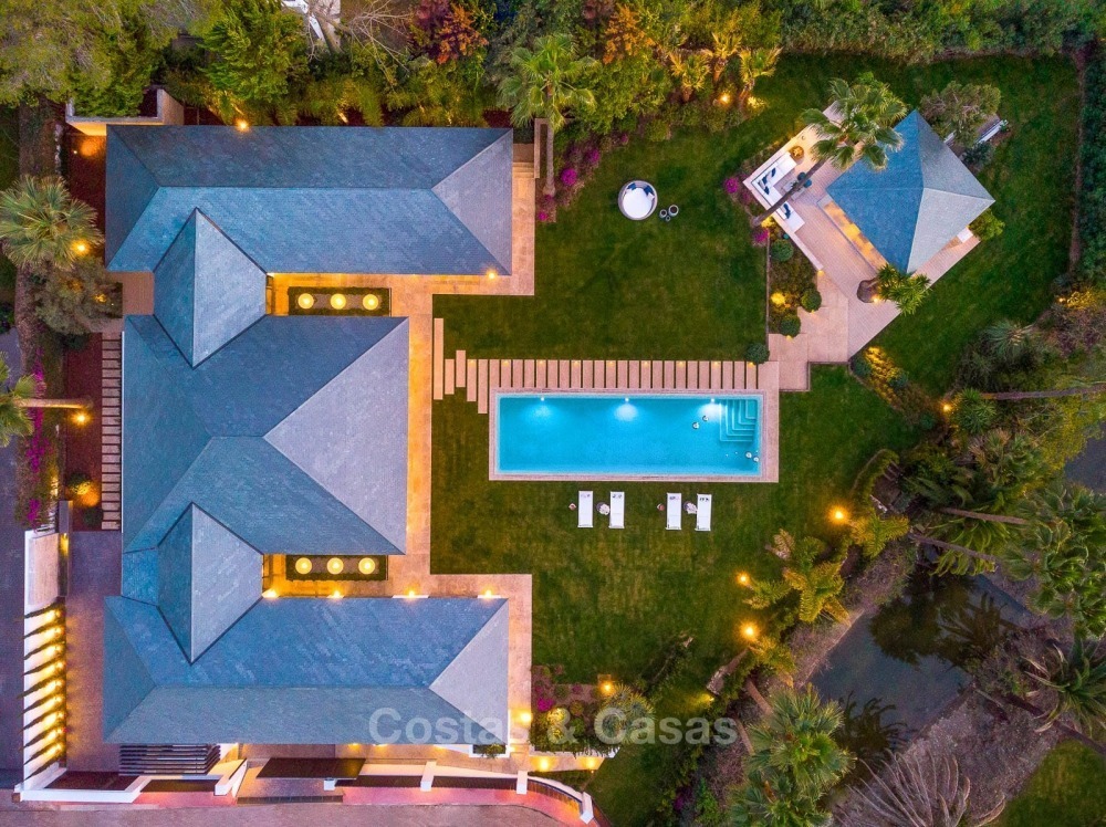 Spectacular, contemporary luxury villa for sale, frontline golf in Las Brisas, Nueva Andalucia, Marbella 10644