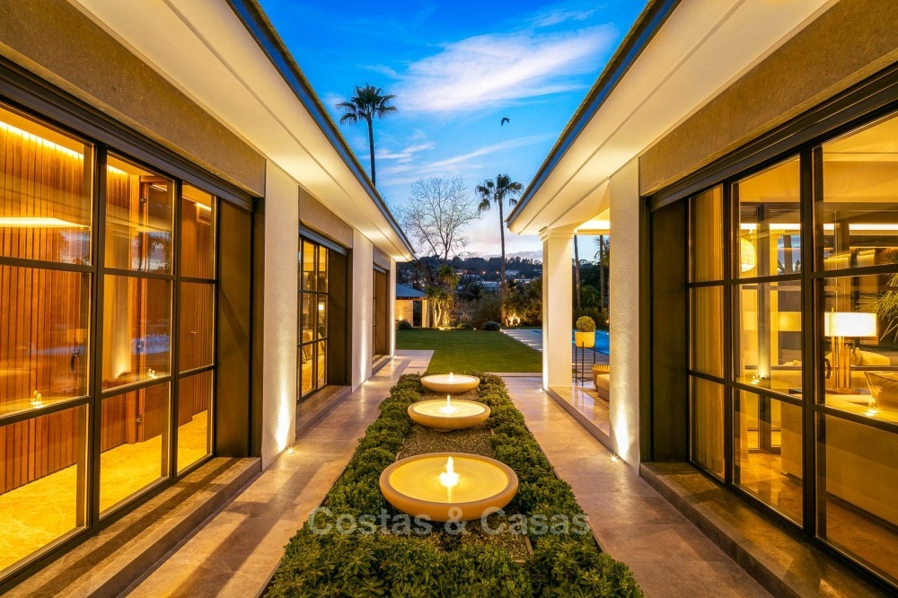 Spectacular, contemporary luxury villa for sale, frontline golf in Las Brisas, Nueva Andalucia, Marbella 10651