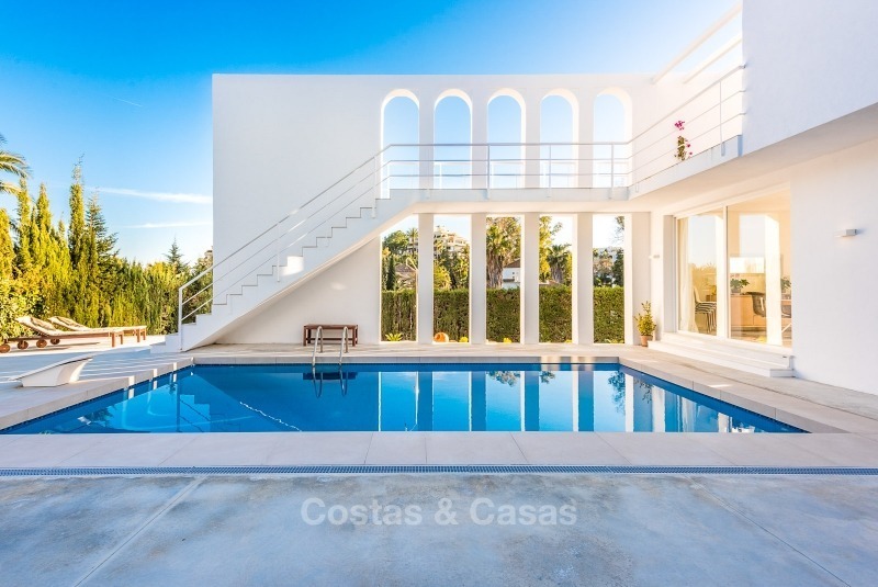 Fully renovated, spacious luxury villa for sale in the heart of Nueva Andalucia´s golf valley, Marbella 10749 