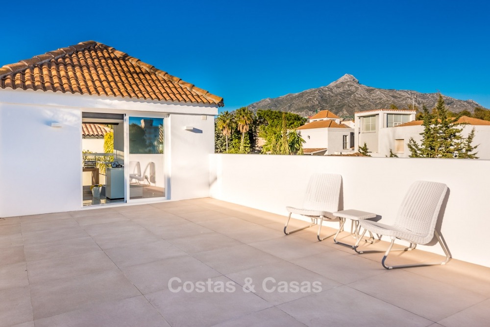 Fully renovated, spacious luxury villa for sale in the heart of Nueva Andalucia´s golf valley, Marbella 10752