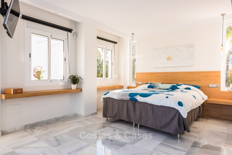 Fully renovated, spacious luxury villa for sale in the heart of Nueva Andalucia´s golf valley, Marbella 10754 