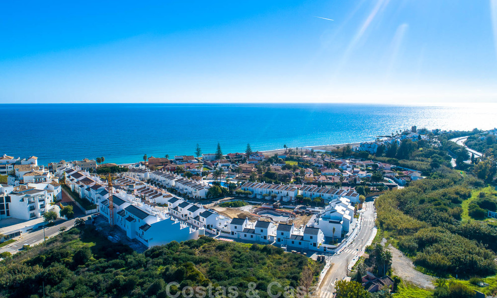 New modern beachside apartments for sale, ready to move in, Estepona 11014