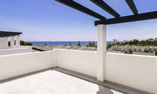 New modern beachside apartments for sale, ready to move in, Estepona 17092 