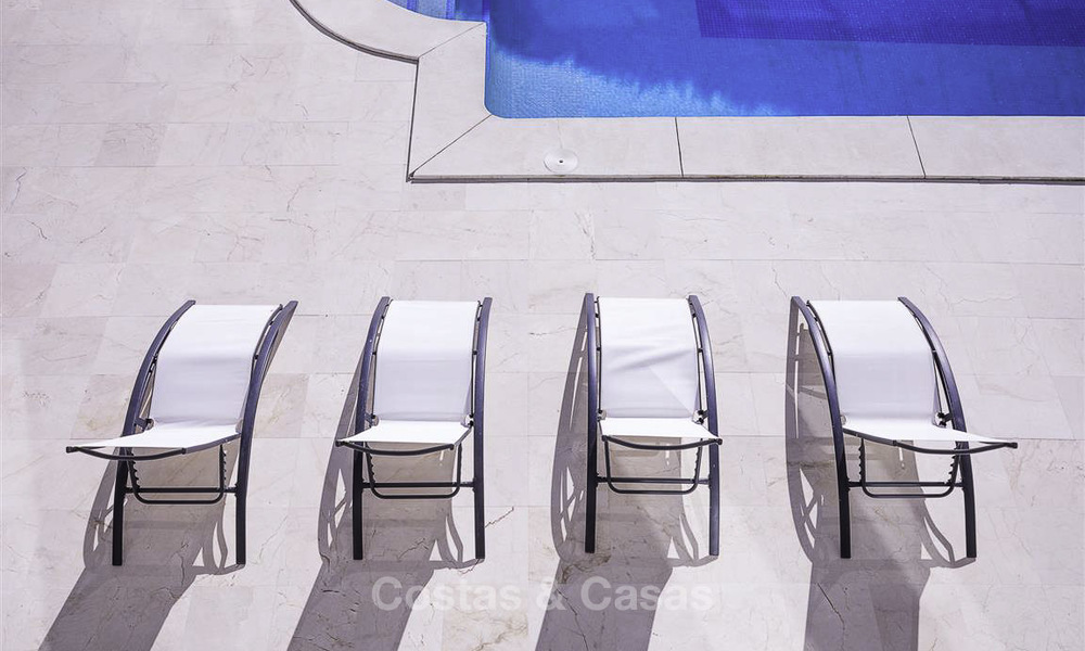 Stylish modern contemporary luxury villa for sale, beachside between Estepona and Marbella 11679