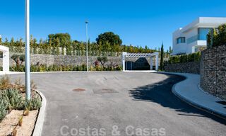 Exclusive contemporary golf villas with stunning golf and sea views for sale - East Marbella. Ready to move in. 39139 