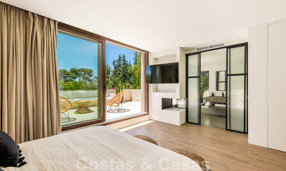 Exquisite new modern luxury villa for sale, beachside Los Monteros, East Marbella 26657