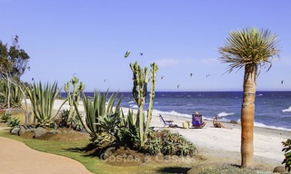 Attractive, spacious apartment in an exclusive beachfront complex for sale, between Marbella and Estepona 12325 
