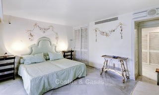 Luxury second line beach apartment in an exclusive complex for sale, centre of Marbella 11862 