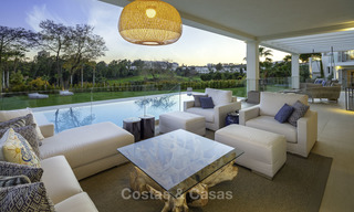 Prestigious luxury villa on an exceptional location for sale, frontline golf, sea views and ready to move in - Nueva Andalucia, Marbella 17138 