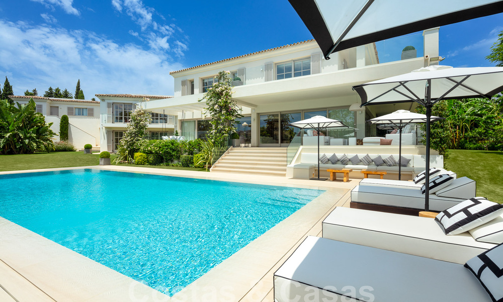 Prestigious luxury villa on an exceptional location for sale, frontline golf, sea views and ready to move in - Nueva Andalucia, Marbella 57164