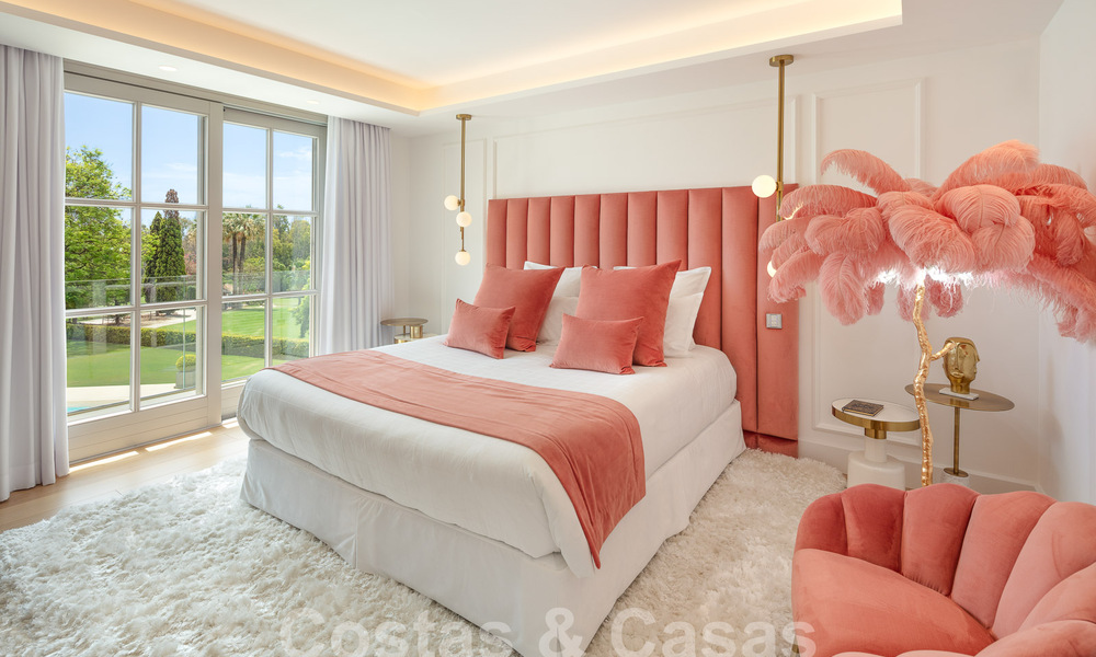 Prestigious luxury villa on an exceptional location for sale, frontline golf, sea views and ready to move in - Nueva Andalucia, Marbella 57197