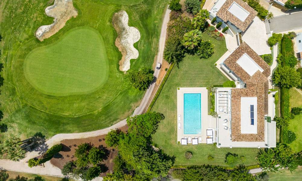 Prestigious luxury villa on an exceptional location for sale, frontline golf, sea views and ready to move in - Nueva Andalucia, Marbella 57215