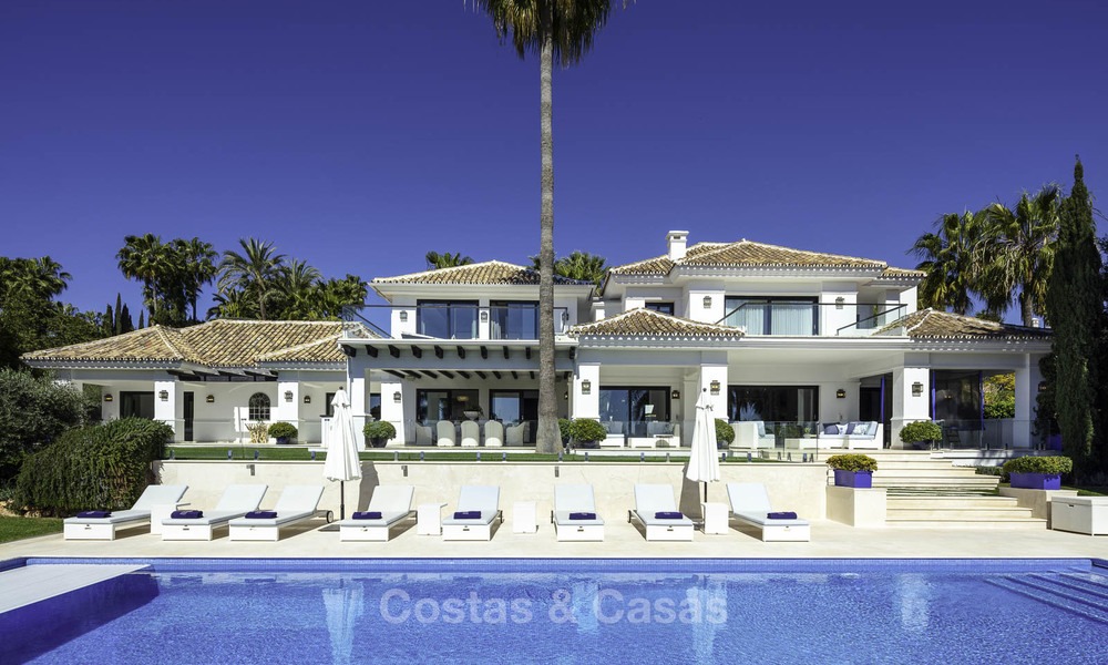 Outstanding modern luxury villa with amazing golf and sea views for sale in the heart of Nueva Andalucía, Marbella 12092