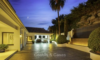 Outstanding modern luxury villa with amazing golf and sea views for sale in the heart of Nueva Andalucía, Marbella 12101 